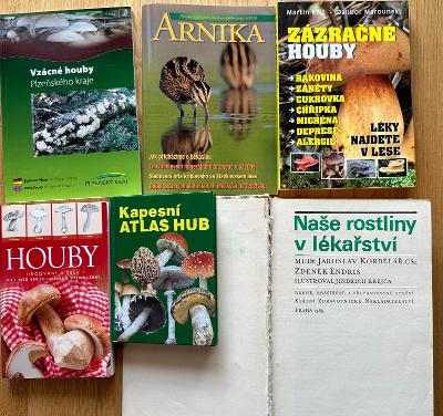 Lot knih o houbách, léčivých rostlínách, přírodě