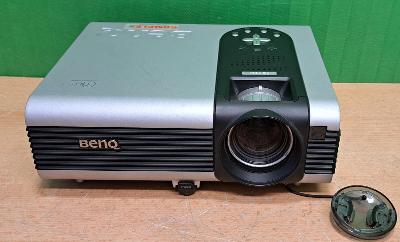 DLP projektor BENQ PB7220 + kabely (lampa 479 hodin)