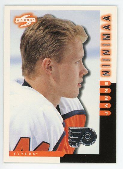 JANNE NIINIMAA SCORE 97-98 ,,SILVER TEAM LOGO'' - Hokejové karty