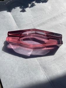 Popelník z růžového skla 