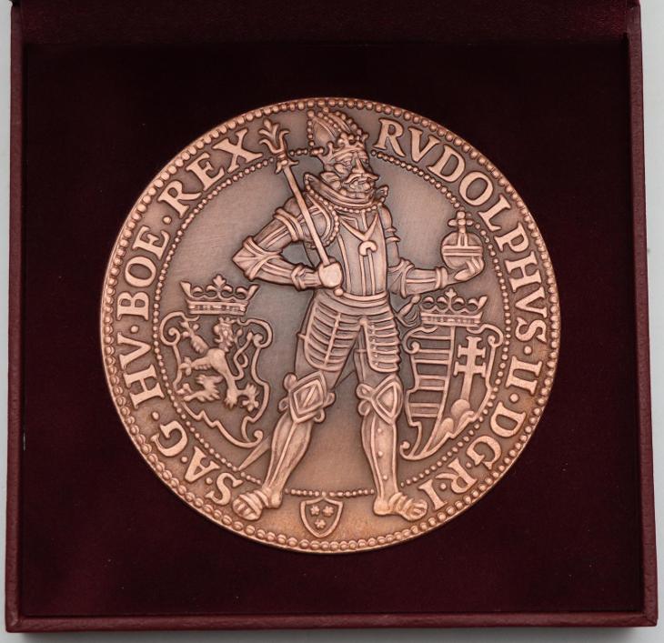 Masívna Medená Medaila 1603 / 2010 - Rudolf II. - Praha v Etui! - Zberateľstvo