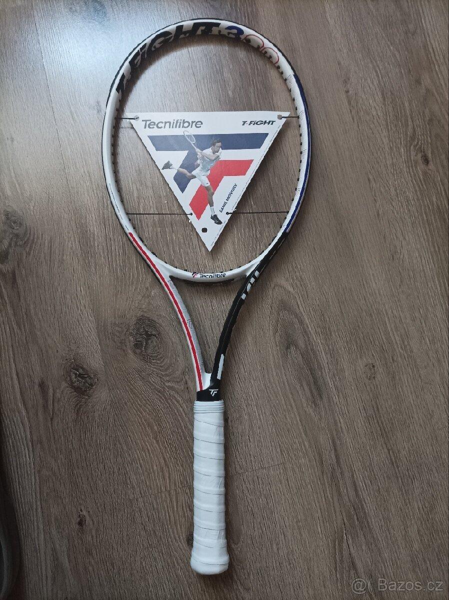 🎾 Tenisová raketa Tecnifibre T-Fight RS 300 🎾 - Vybavení na tenis, squash, badminton