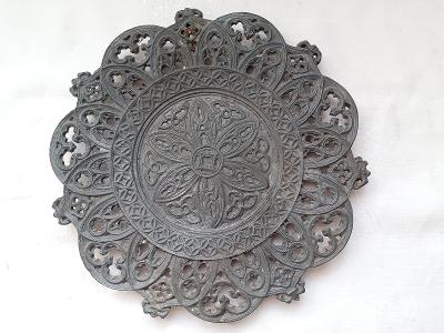 Historický kovový talíř - slitina na bázi olova a cínu