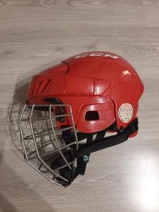 Přilba/helma na hokej