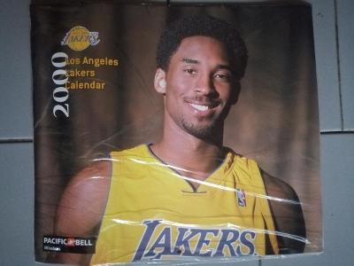 Kalendář Los Angeles Lakers 2000