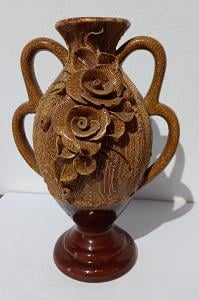 Stará keramická váza signováno 