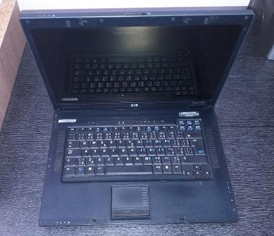 Starý notebook HP Compaq nx7400