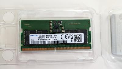Paměť notebooku Samsung 8GB PC5-38400 DDR5 4800 MHz SO-DIMM RAM (M425R