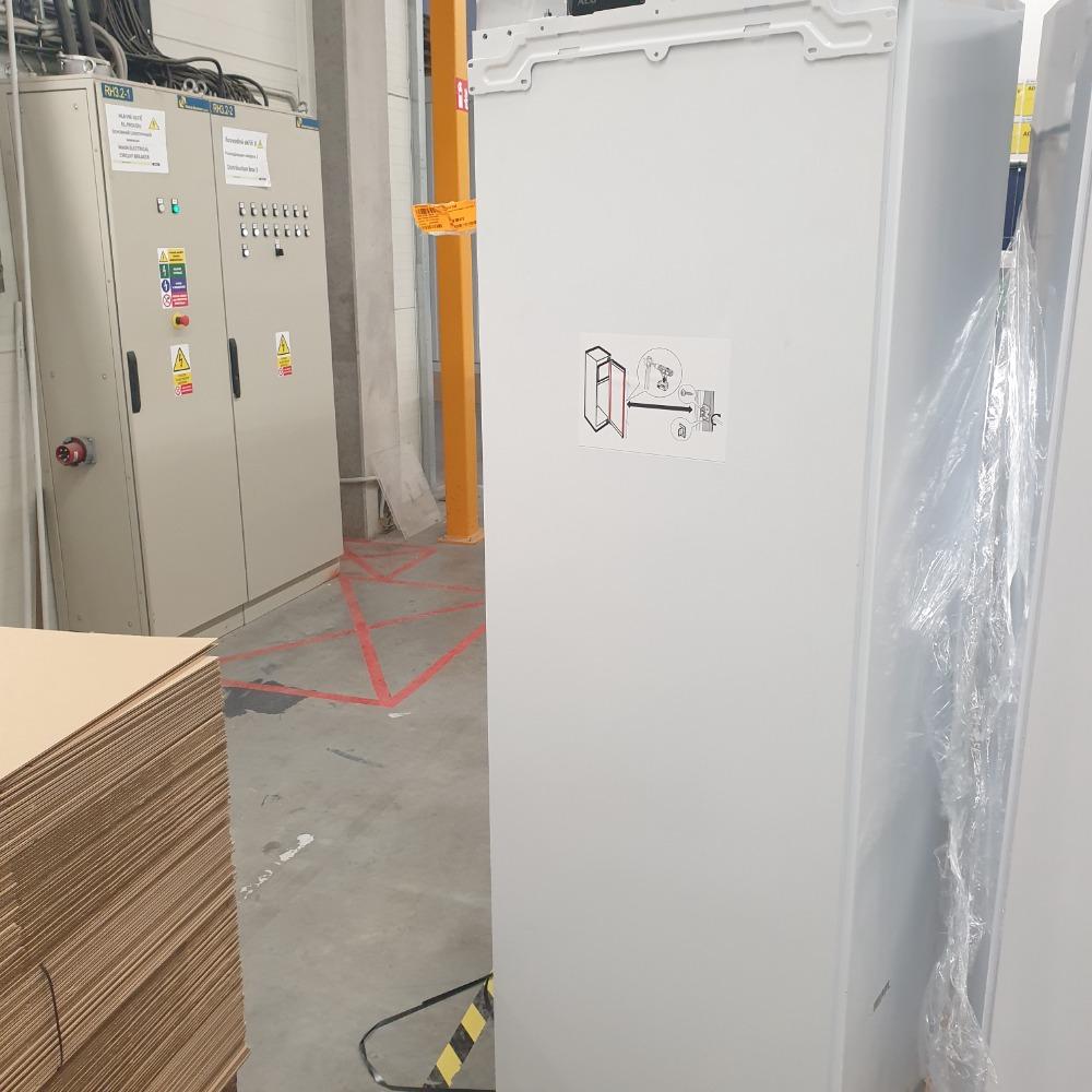 Vestavná lednice AEG Mastery - Velké elektrospotřebiče