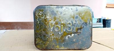stará vojenská plechová krabička - Voj.37