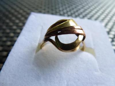 Zlatý prsten ryzost 375.