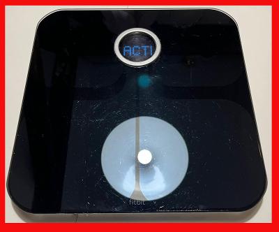 Váha (chytrá) - Fitbit Aria Wifi Smart Scale, černá