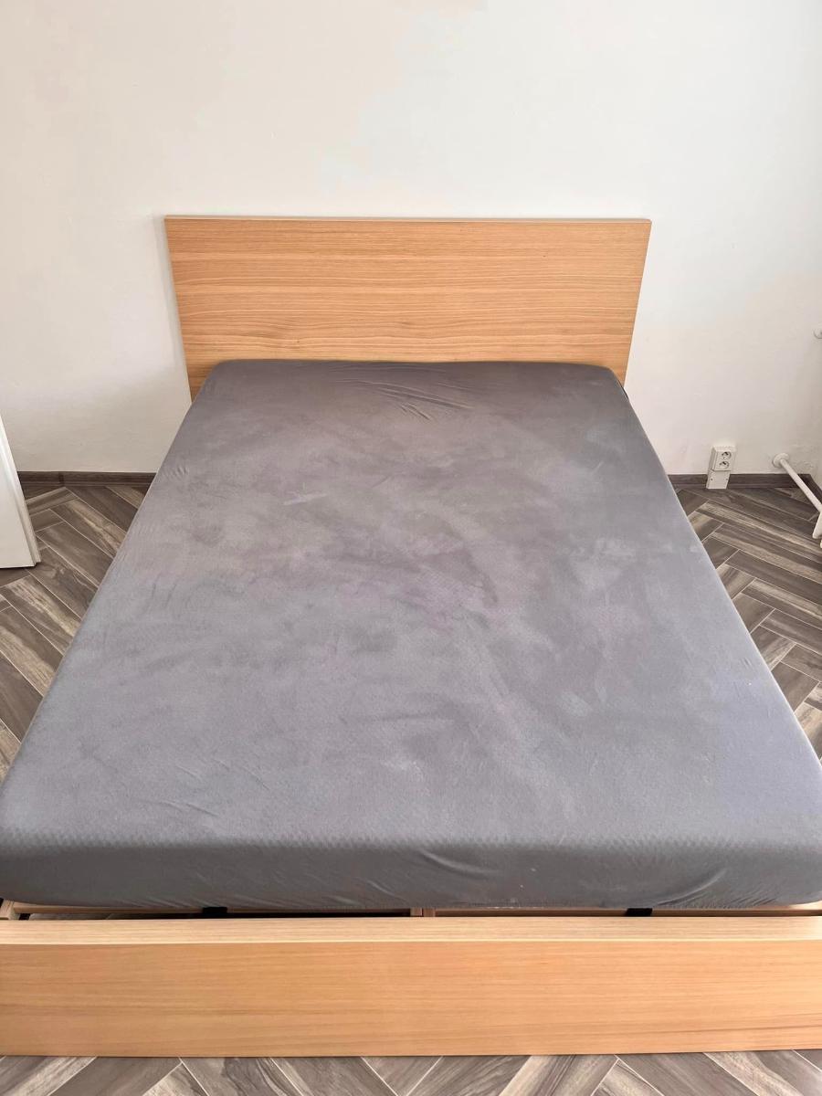 IKEA posteľ MALM + matrac ABYGDA + rošt Lonset - Spálňa