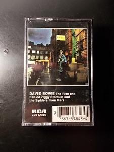 DAVID BOWIE ............ IMPORT USA ! / MC orig. kaseta