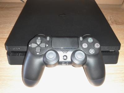 Playstation 4 slim, hry od korunky 