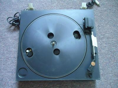 AIWA PX-E800E - vrak gramofonu na ND 