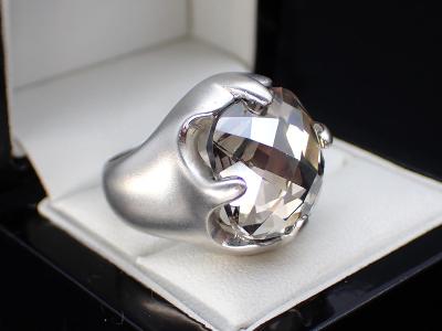 Stříbrný honosný prsten- 16g/ hezký stav