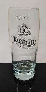 Pivní sklenice 0,5l Konrad, černé logo