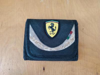 Peňaženka Ferrari