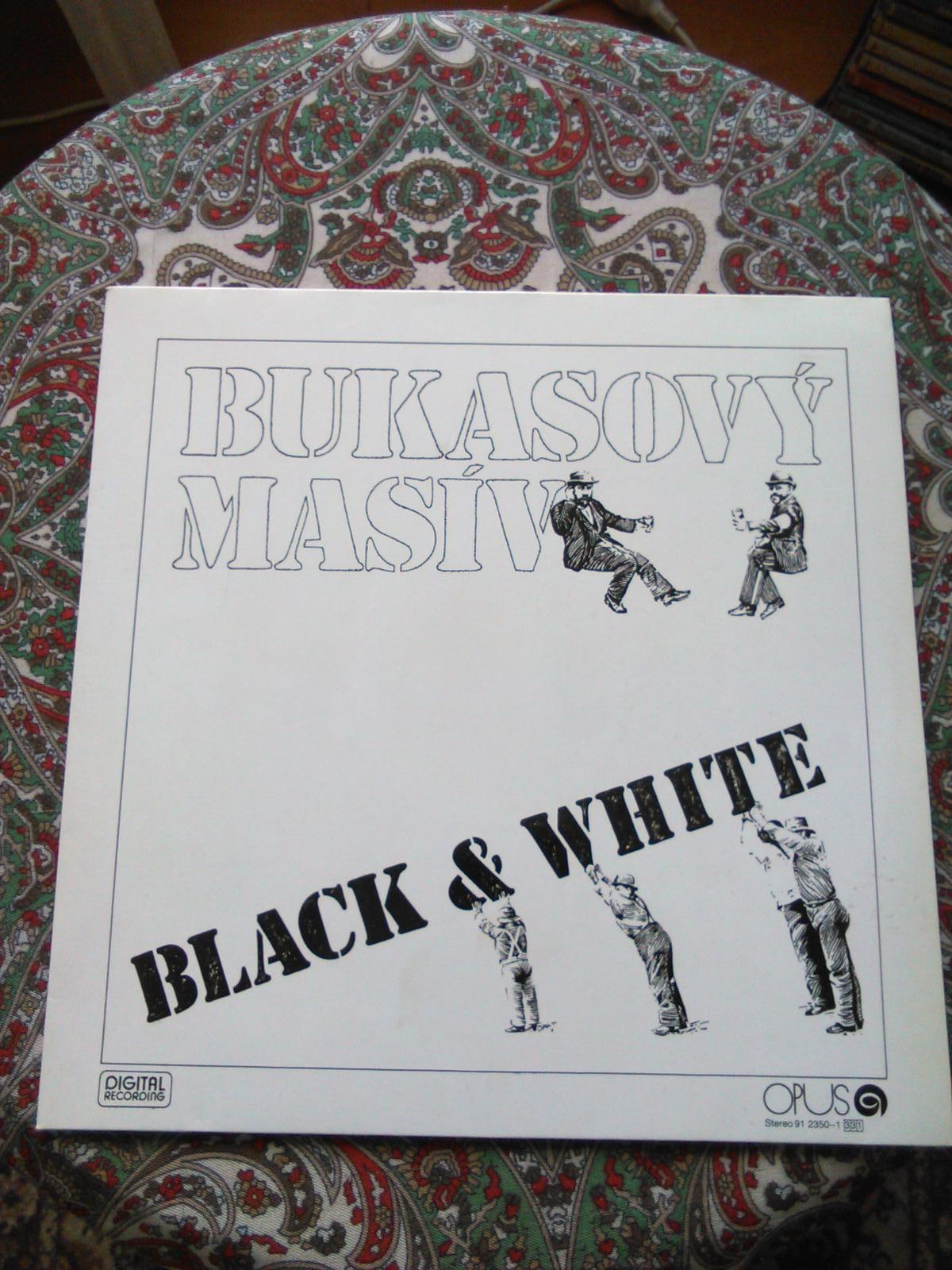 Bukasový masív - Black § white  TOP STAV - LP / Vinylové desky