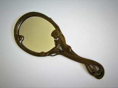 Vintage bronzové zrcadlo 24,5*10,5 cm.