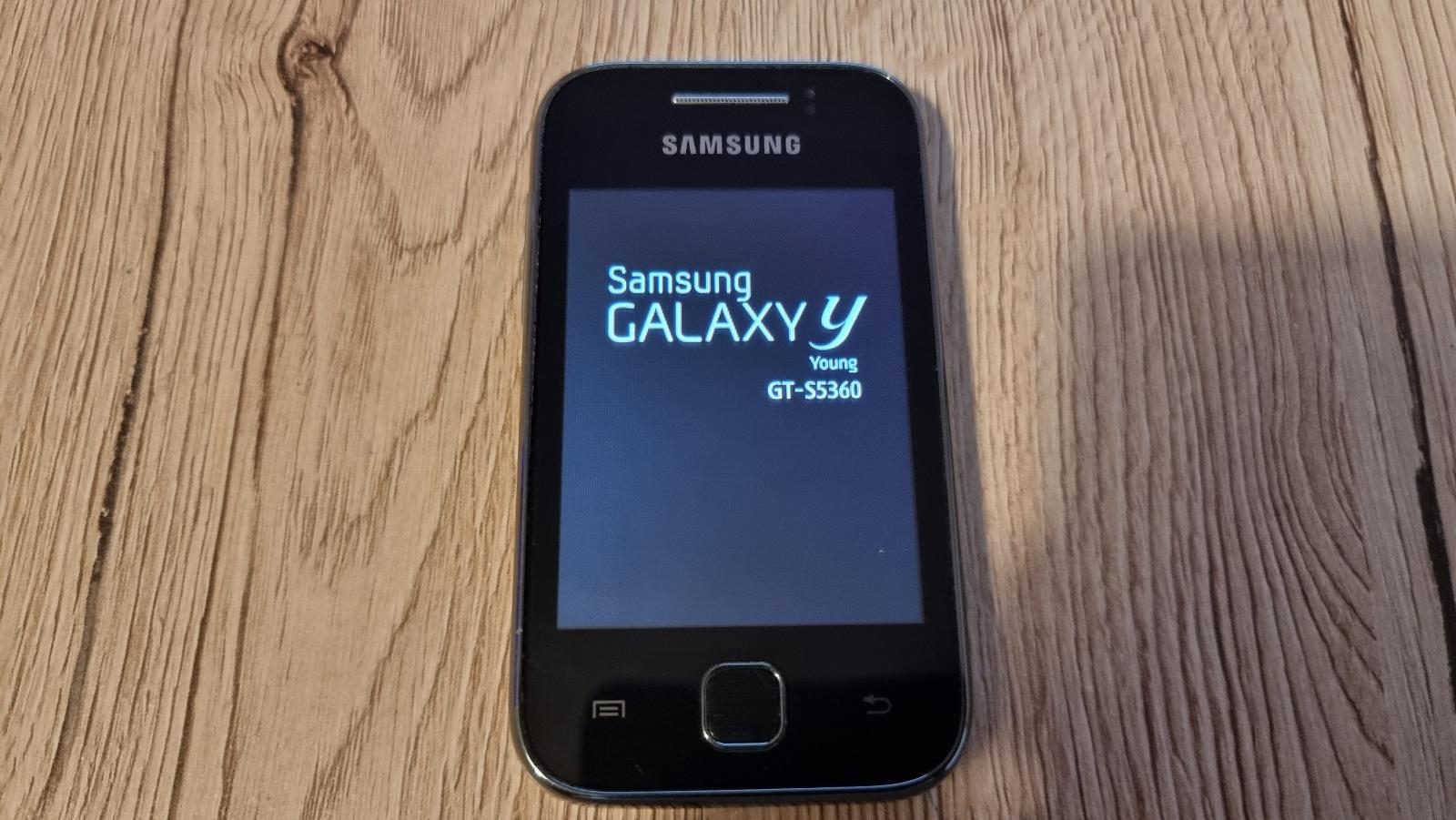 Samsung Galaxy Y Young, GT-S5360, volný na všechny operátory, v CZ. | Aukro