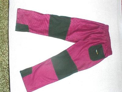 Sportovní textilní kalhoty KuGo outdoor vel. 116