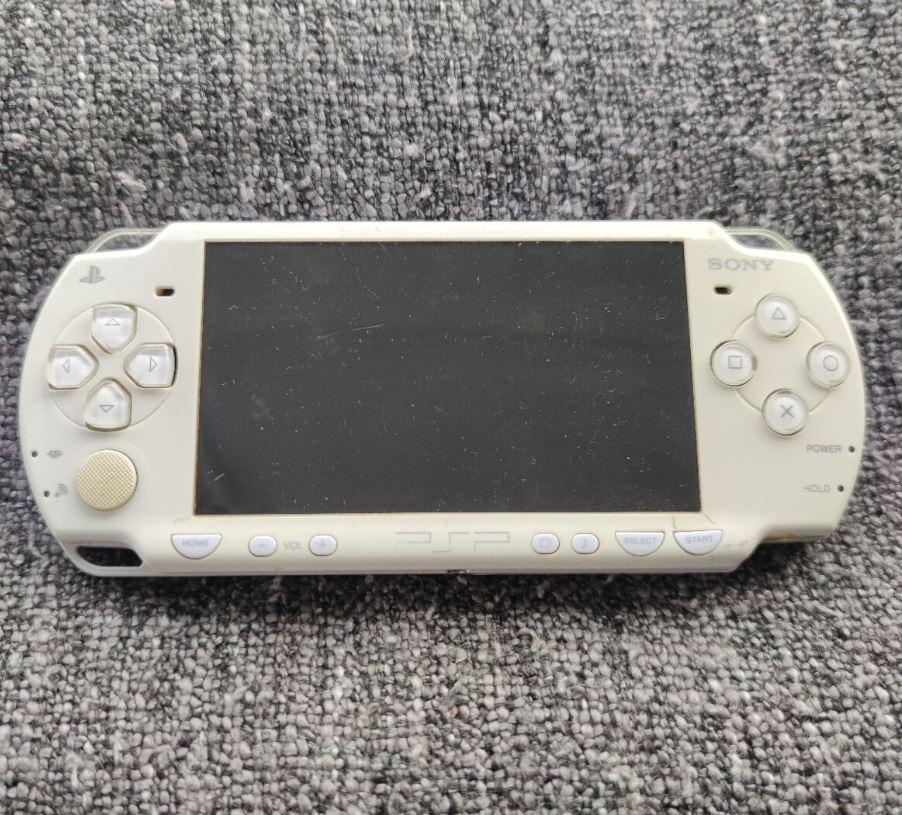 Sony PSP Slim 2000 White - NEFUNKČNÉ - Počítače a hry