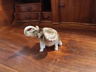Stará krásná porcelánová soška - Slon - Royal Dux 