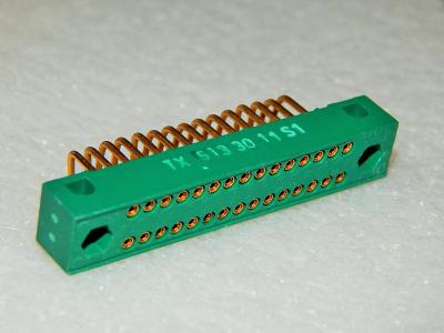 Konektor FRB 30 pinů, samice, úhlové vývody do DPS TX 513 30 11 TESLA