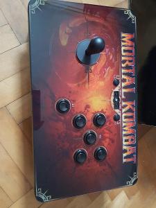 Ze sbirky Super gamepad Mortal Kombat PS3 UNIKÁTNÍ nádherný