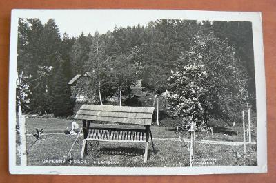 VÁPENNÝ PODOL U zámečku okres Chrudim Foto Vomáčka MF 1938 J4 sleva