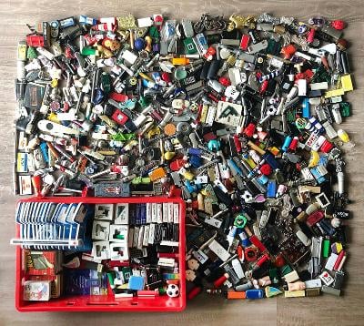 Velká sbírka zapalovačů - 640 kusů