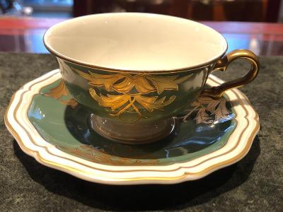 Starý porcelánový šálek s podšálkem se zlacením  Karlovy Vary