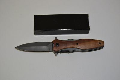 Zatvárací nôž, drevená rukoväť 0310