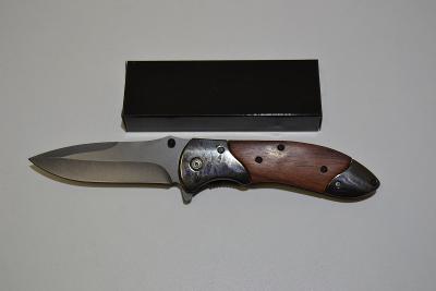 Zatvárací nôž, drevená rukoväť 0308