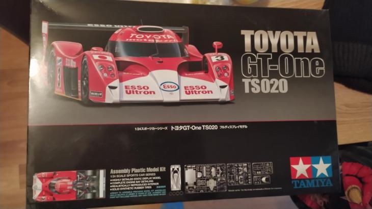 Maquette voiture Tamiya 1/24 24222 Toyota GT one TS 020