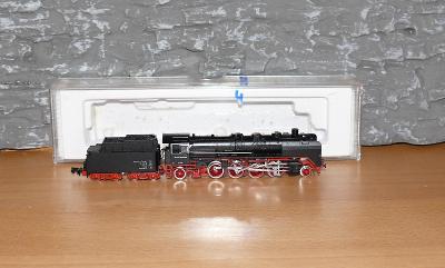 LOKOMOTIVA pro modelovou železnici N  velikosti (s71)