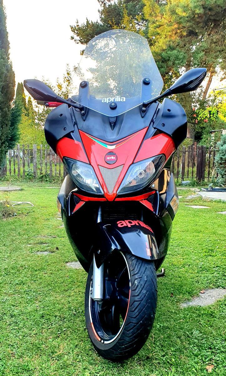 Aprilia Sr Max Aukro