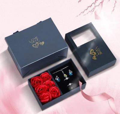Dárkový krabičky na šperky s taškou  ➕ Růže