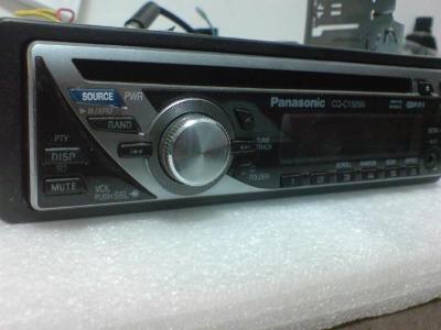 Autoradio Panasonic CQ-C1505N + anténní předzesilovač