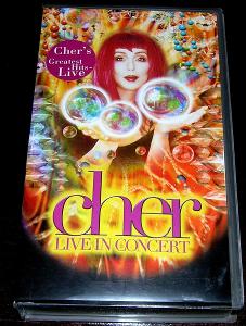 CHER LIVE, VHS, 3xhrané, strhující koncert hvězdné zpěvačky,SUPER STAV