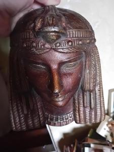 Pěkná stará kovová maska-motiv Egypt