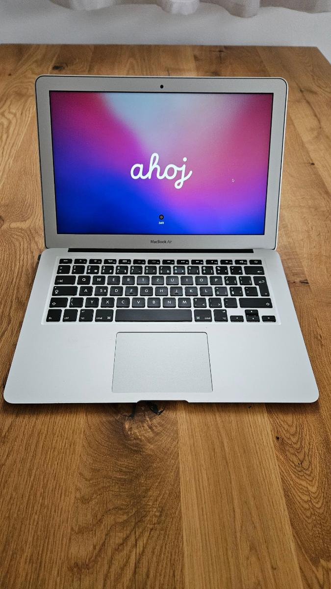 MacBook Air 13" 2015 - Počítače a hry