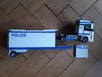 Lego Police kamion. Jen osobně
