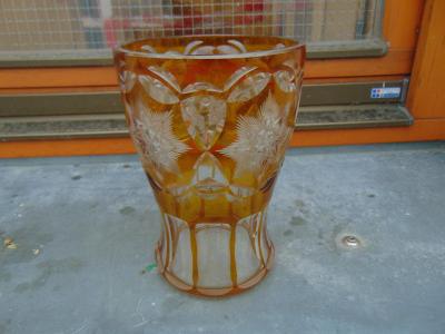 Starožitná krásná broušená váza stav.viz fota cca 18 cm