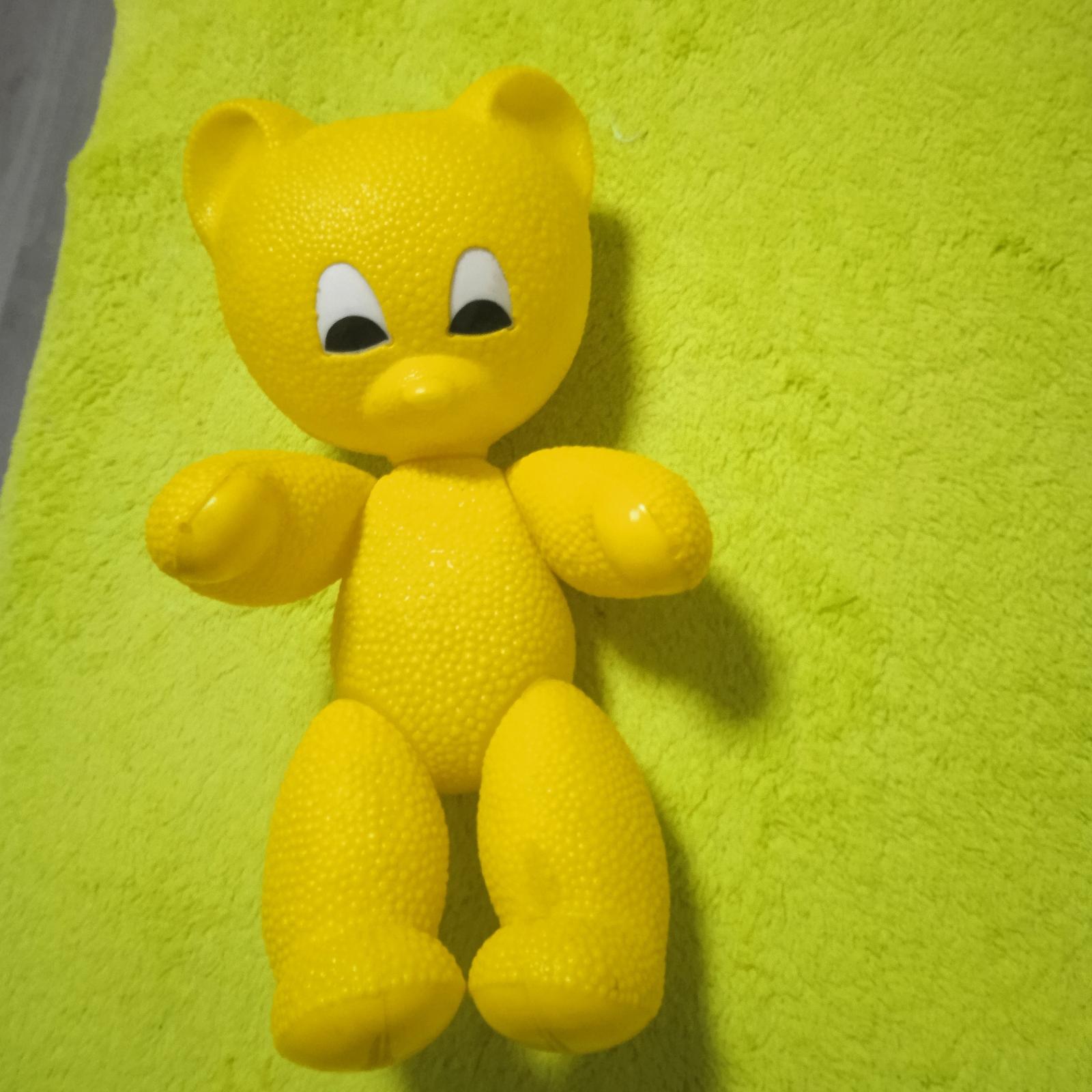Žltý medvedík plast - Hračky
