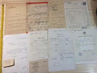 Staré dokumenty viď foto - aukcie č. JV95