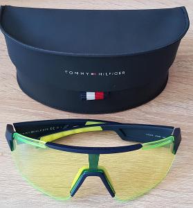 Tommy Hilfiger slnečné okuliare veľkosť 99