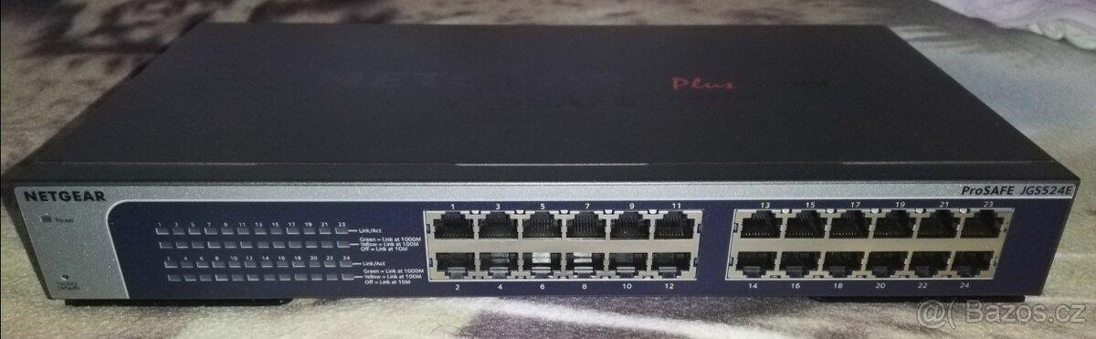 Sieťový Switch Netgear ProSAFE JGS524E - Komponenty pre PC